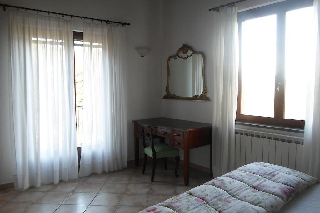 I Lecci Bed & Breakfast Lerici Cameră foto